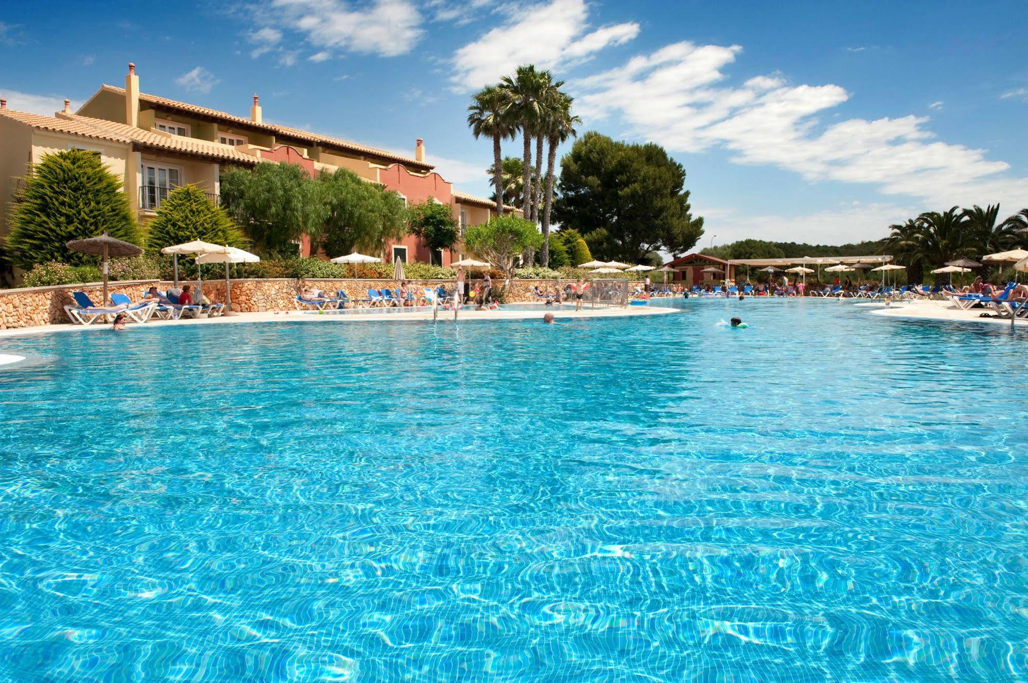Grupotel Playa Club Son Xoriguer Eksteriør billede